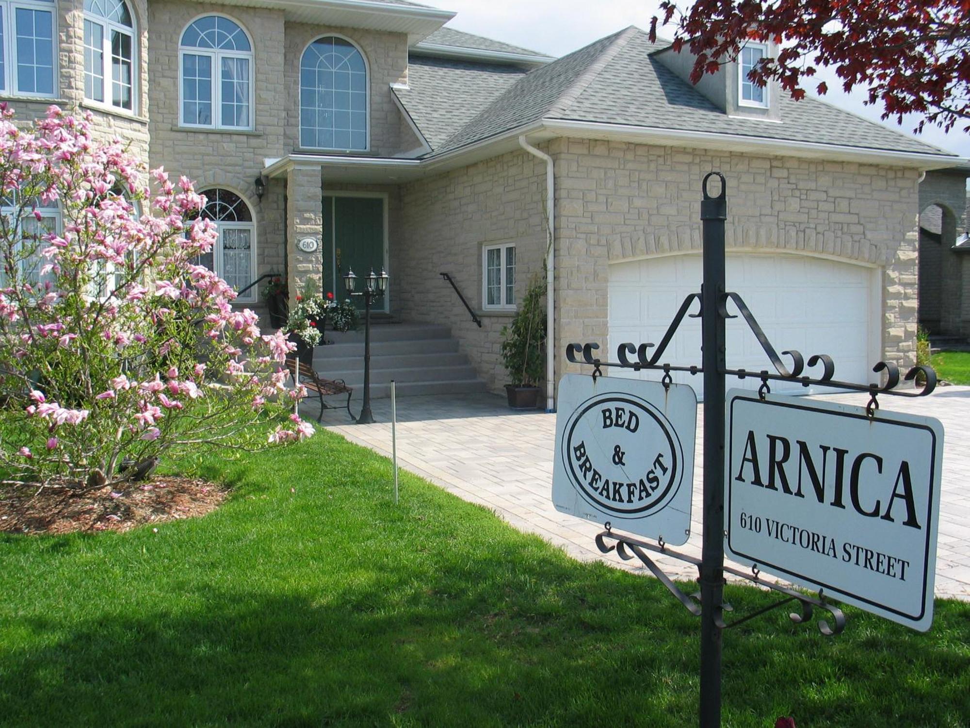 Arnica Bed & Breakfast Bed & Breakfast Niagara-on-the-Lake Rom bilde